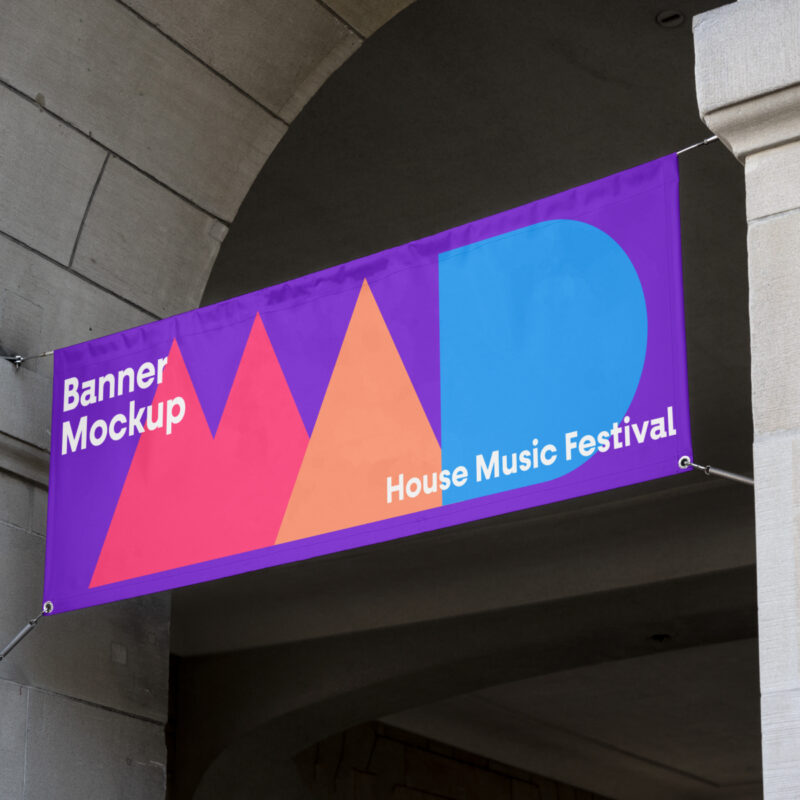 A communication tool with great potential, the advertising banner promises the company to benefit from a very high visibility for a very economical cost, which makes it a very profitable medium. Whether it is for the launch of new products, the promotion of new services or to give more visibility to your brand, the banner is effective and can reach a large audience. We describe you in this article, all the details on this support this support of communication to the multiple advantages. Signaletique 02 1 1